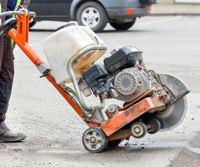 CONSTRUCTION-EQUIPMENT